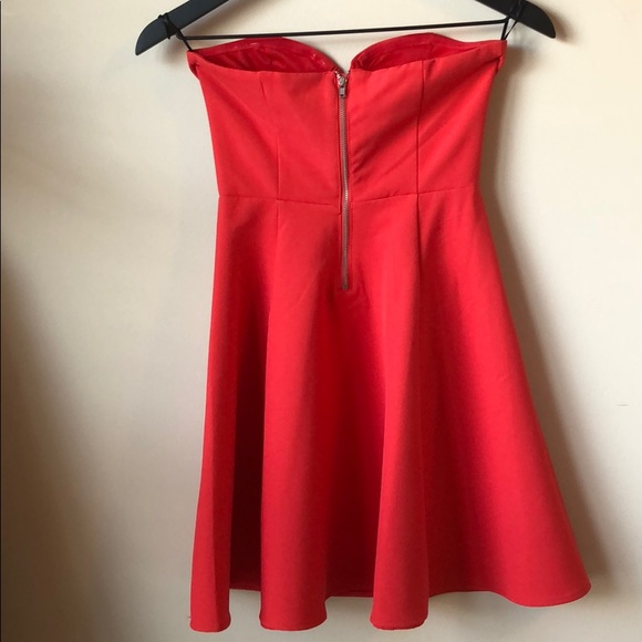 Coral dress - Picture 2 of 4